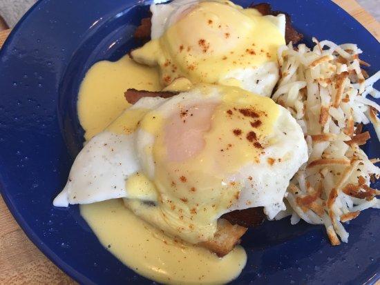 ROOST Uncommon Kitchen